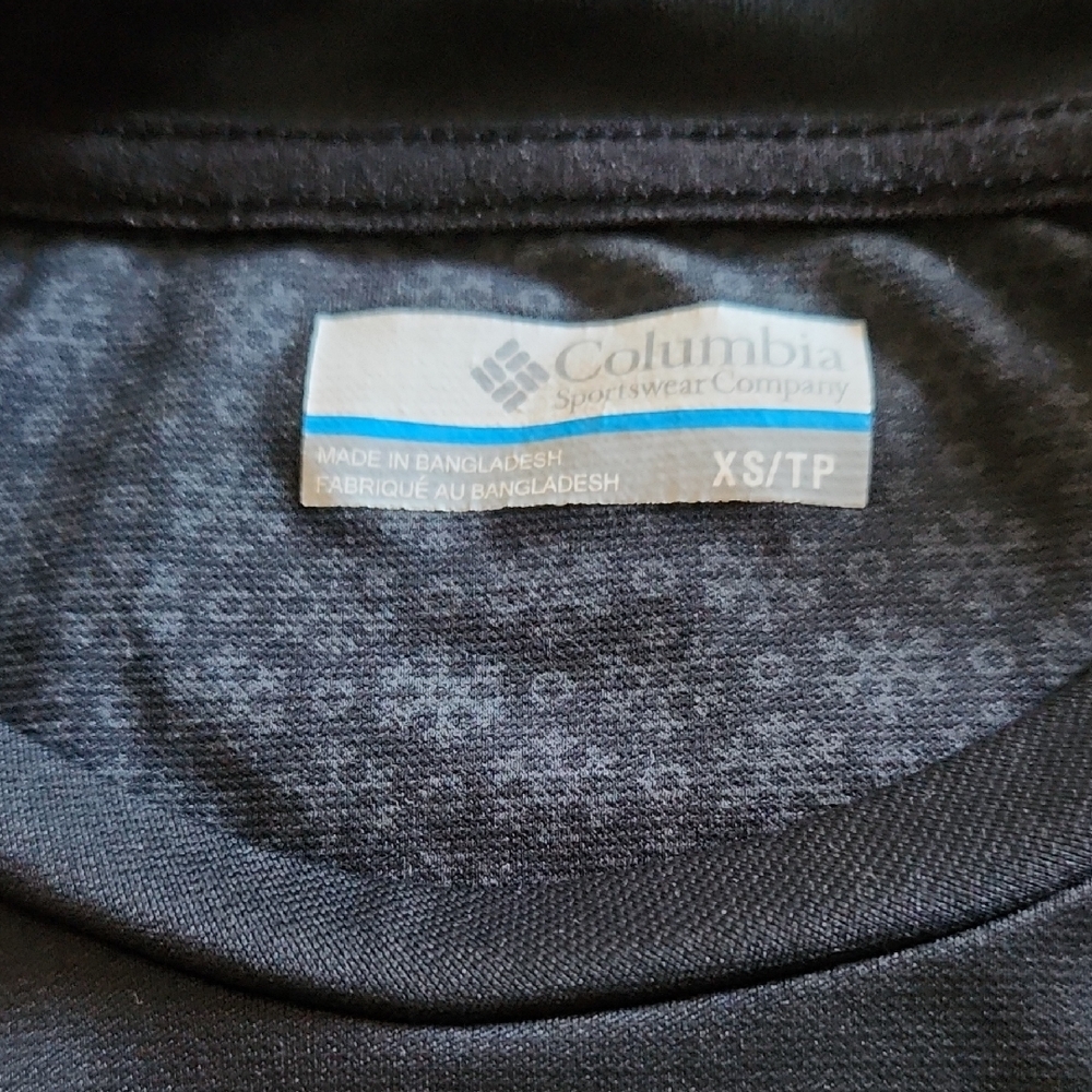 Columbia Black Activewear Shirt XS
